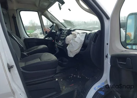 2019 Ram Promaster 1500 Low Roof 136 Wb z USA, uszkodzony, nr VIN 3C6TRVAG6KE561123